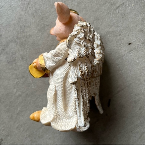 Lucky Christmas Piggy angel decoration,detailed, Lightweight gypsum,handpainted. - Picture 4 of 10